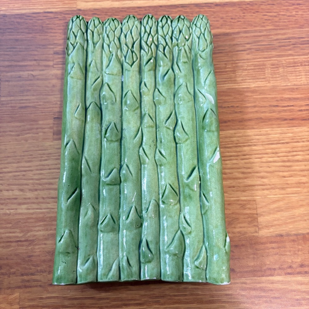 Asparagus Bundle 8.5" Ceramic Serving Tray Platter Green Glazed Majolica Style